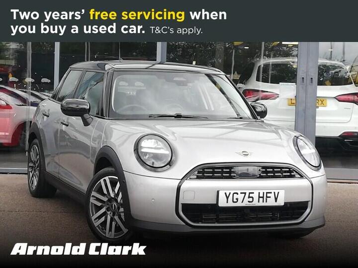 MINI Cooper 1.5C Classic Steptronic Euro 6 (s/s) 5dr