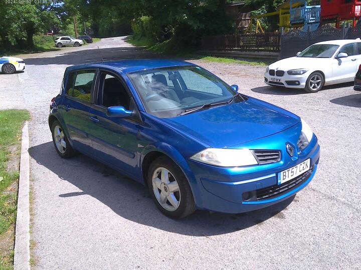 Renault Megane 1.5 DCi Extreme 5dr