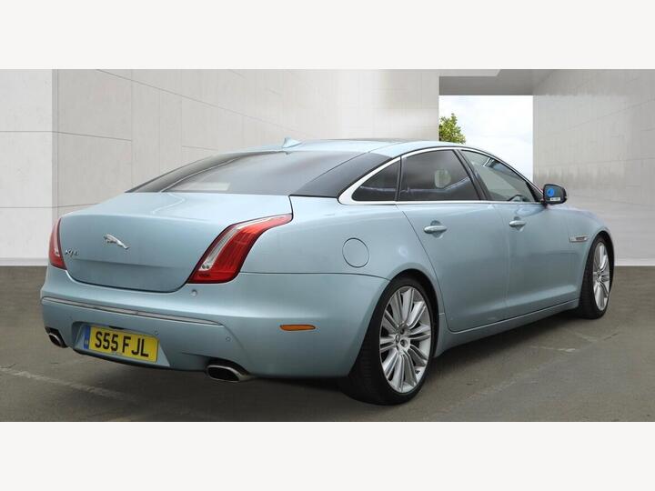 Jaguar XJ 3.0d V6 Portfolio Auto Euro 5 (s/s) 4dr (LWB)
