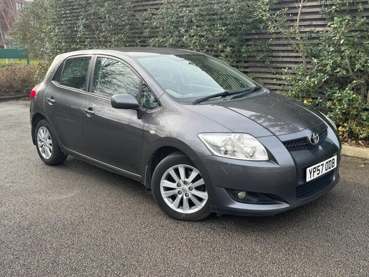 Toyota Auris 2.0 D-4D T Spirit 5dr