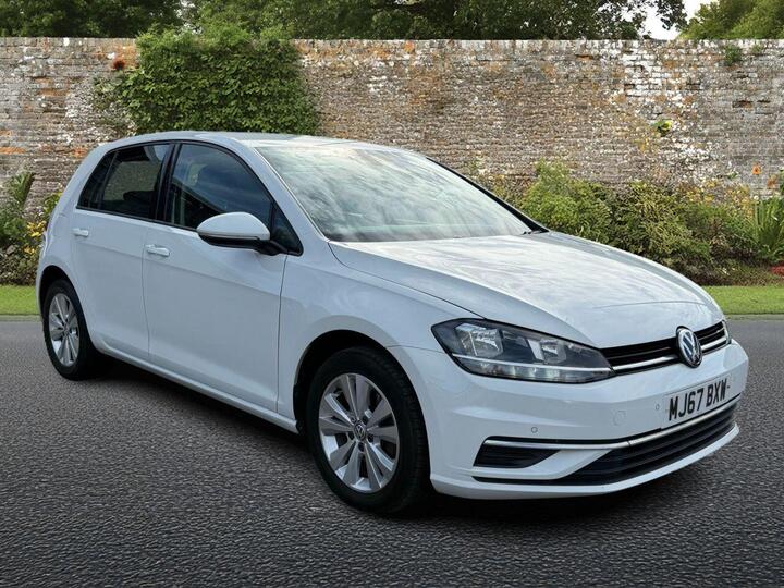 Volkswagen GOLF 1.6 TDI SE Nav Euro 6 (s/s) 5dr