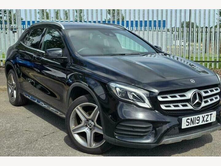 Mercedes-Benz GLA 1.6 GLA200 AMG Line (Premium) 7G-DCT Euro 6 (s/s) 5dr