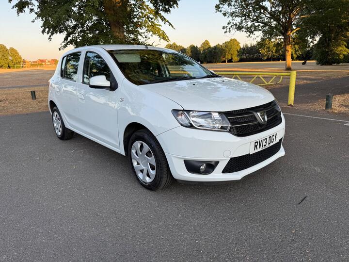 Dacia Sandero 0.9 TCe Laureate Euro 5 5dr