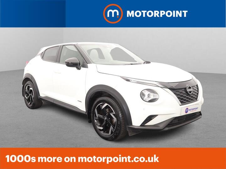 Nissan Juke 1.6 N-Connecta Auto Euro 6 5dr Nissan Juke 1.6 N-Connecta Auto Euro 6 5dr