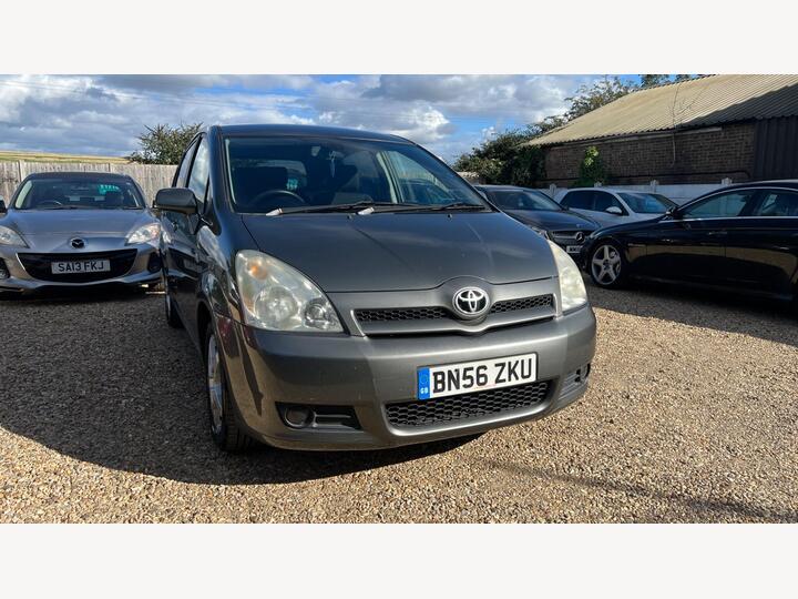 Toyota Corolla Verso 1.8 VVT-i TR 5dr