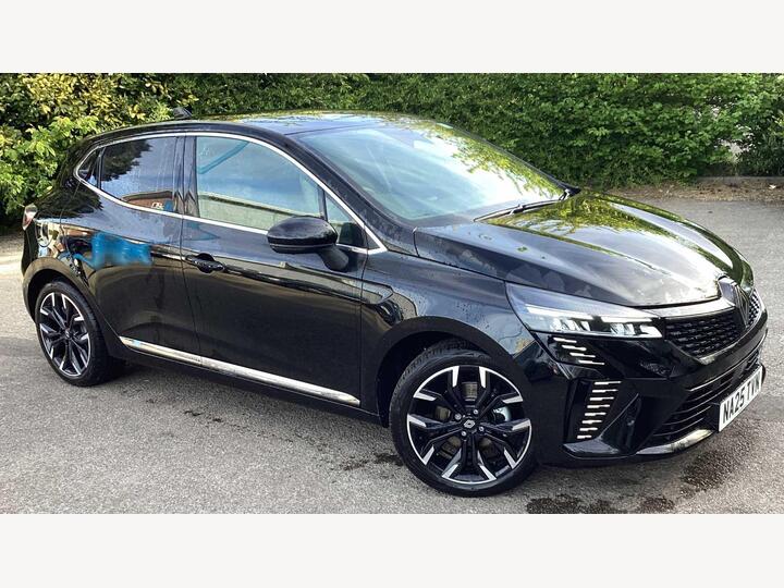 Renault CLIO Hatchback 1.6 E-TECH Techno Auto Euro 6 (s/s) 5dr Renault CLIO Hatchback 1.6 E-TECH Techno Auto Euro 6 (s/s) 5dr