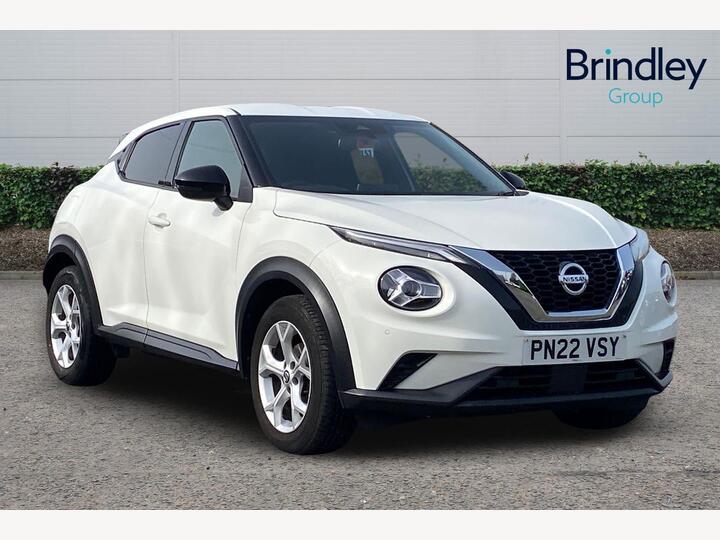 Nissan JUKE 1.0 DIG-T N-Connecta Euro 6 (s/s) 5dr Nissan JUKE 1.0 DIG-T N-Connecta Euro 6 (s/s) 5dr