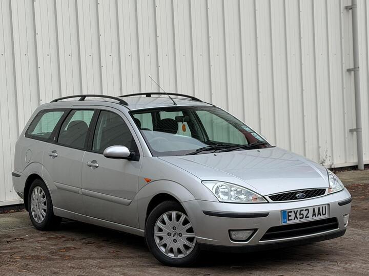 Ford Focus 1.6i 16v Ghia 5dr