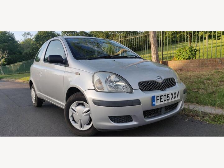 Toyota Yaris 1.0 VVT-i T2 3dr