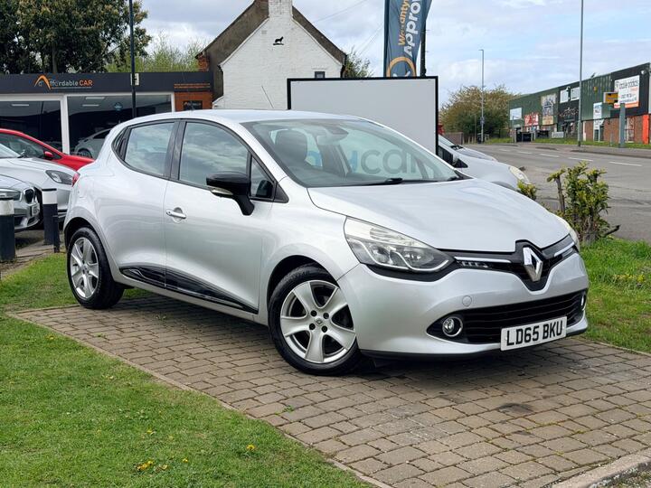 Renault Clio 1.5 DCi Dynamique MediaNav Euro 5 (s/s) 5dr Renault Clio 1.5 DCi Dynamique MediaNav Euro 5 (s/s) 5dr