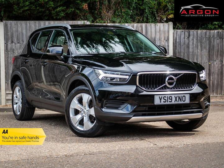 Volvo XC40 2.0 D3 Momentum Euro 6 (s/s) 5dr