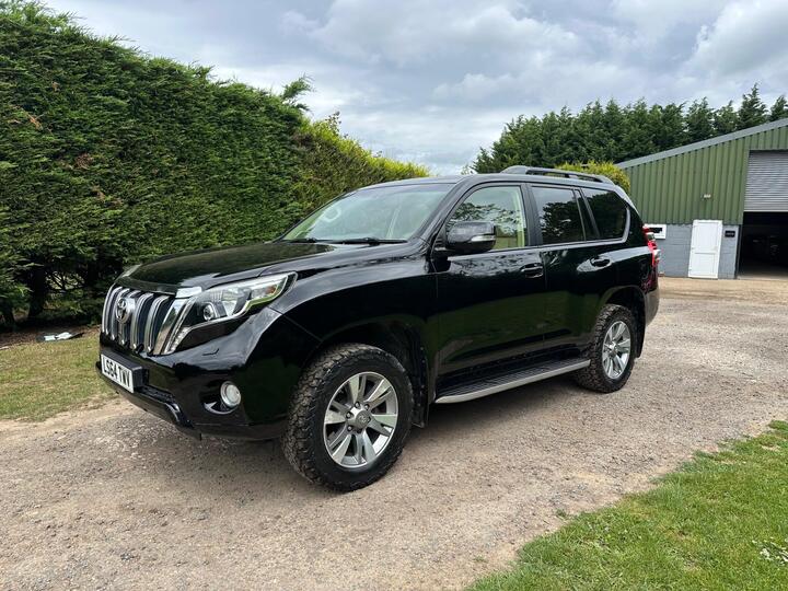 Toyota Land Cruiser 3.0 D-4D Invincible Auto 4WD Euro 5 5dr (7 Seats)