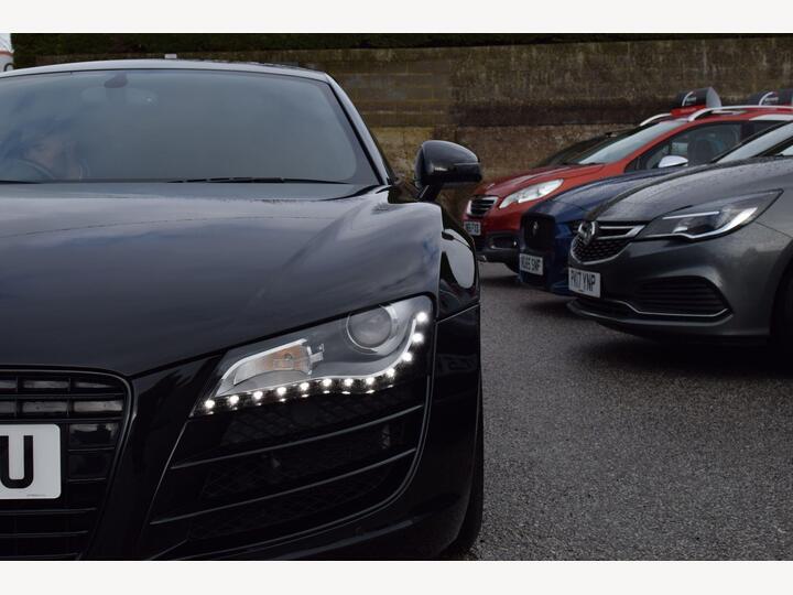 Audi R8 4.2 FSI V8 R Tronic Quattro Euro 4 2dr