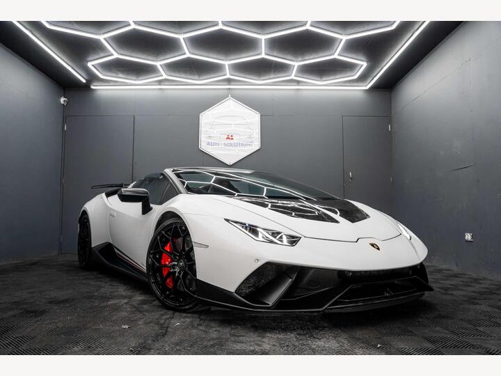 Lamborghini HURACAN 5.2 V10 LP 640-4 Performante Spyder LDF 4WD Euro 6 (s/s) 2dr Lamborghini HURACAN 5.2 V10 LP 640-4 Performante Spyder LDF 4WD Euro 6 (s/s) 2dr