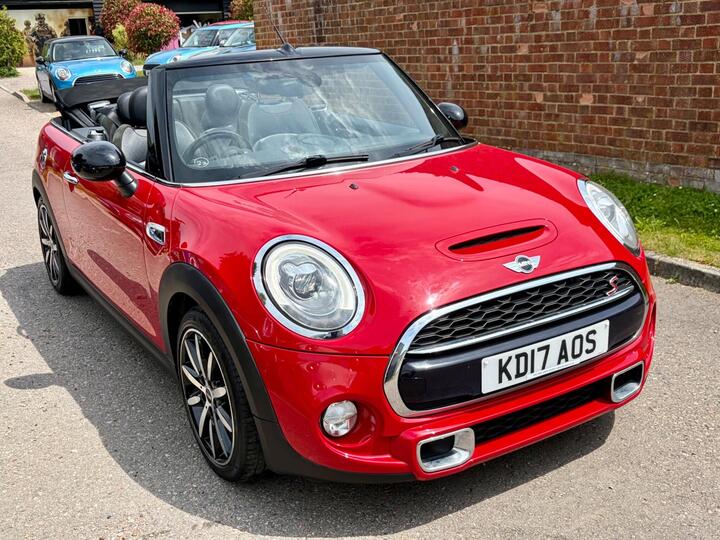 MINI Convertible 2.0 Cooper S Euro 6 (s/s) 2dr MINI Convertible 2.0 Cooper S Euro 6 (s/s) 2dr