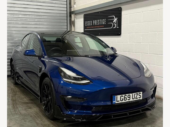 Tesla MODEL 3 Standard Range Plus Auto RWD 4dr