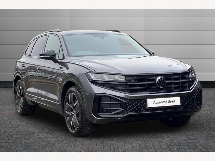 Volkswagen Touareg 3.0 TDI V6 Black Edition Tiptronic 4Motion Euro 6 (s/s) 5dr