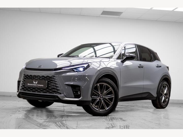 Lexus LBX 1.5 VVT-iE Takumi E-CVT Euro 6 (s/s) 5dr