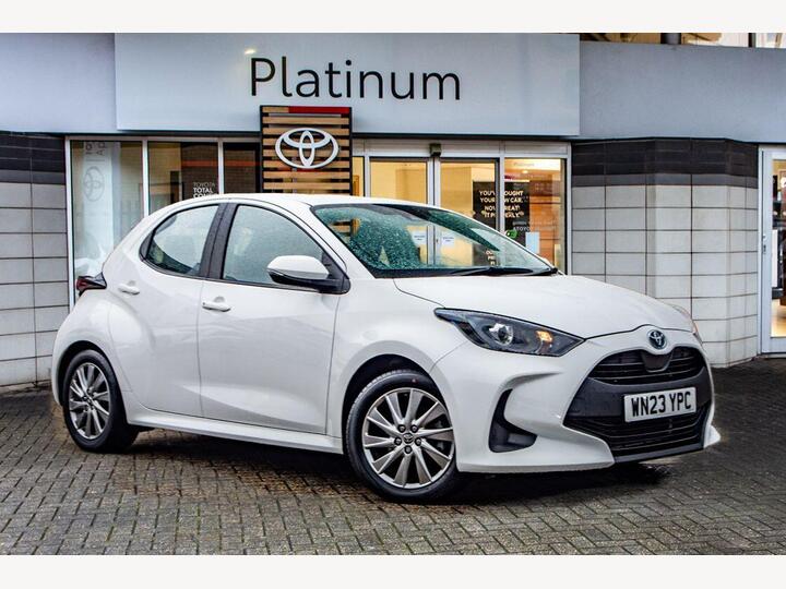 Toyota Yaris 1.5 VVT-h Icon E-CVT Euro 6 (s/s) 5dr