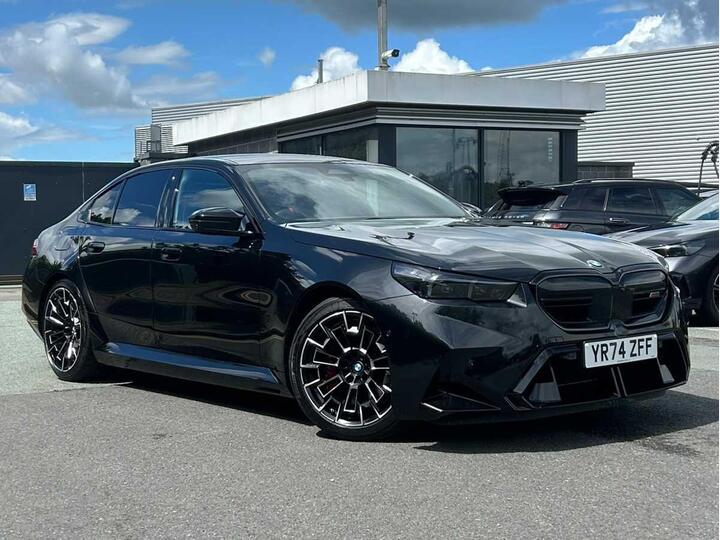 BMW M5 4.4 22.1kWh Steptronic XDrive Euro 6 (s/s) 4dr