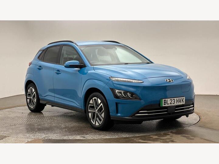 Hyundai KONA 64kWh Premium Auto 5dr (10.5kW Charger) Hyundai KONA 64kWh Premium Auto 5dr (10.5kW Charger)