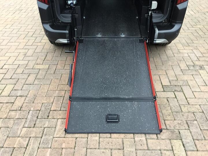 Peugeot Rifter Rifter MPV 1.5 Manual Diesel Peugeot Rifter Rifter MPV 1.5 Manual Diesel