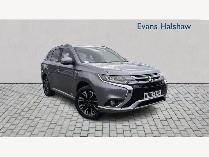 Mitsubishi OUTLANDER 2.0h 12kWh 4h CVT 4WD Euro 6 (s/s) 5dr Mitsubishi OUTLANDER 2.0h 12kWh 4h CVT 4WD Euro 6 (s/s) 5dr