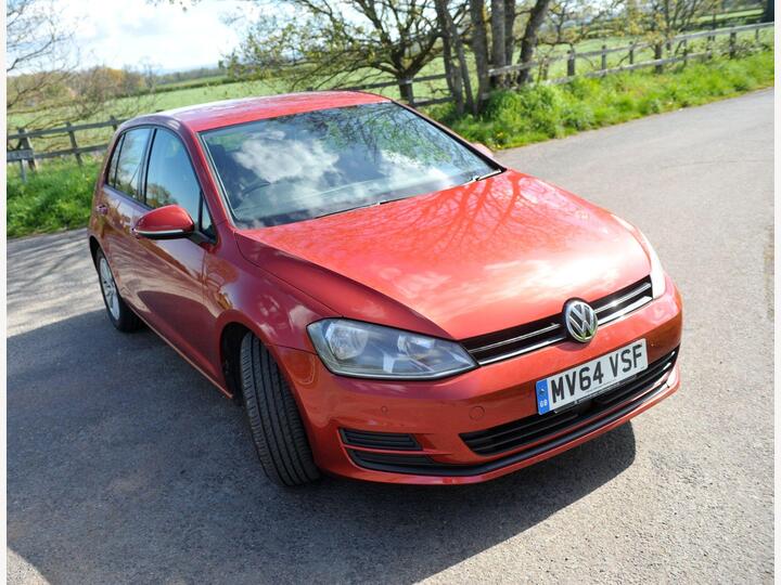 Volkswagen Golf 2.0 TDI BlueMotion Tech SE DSG Euro 5 (s/s) 5dr
