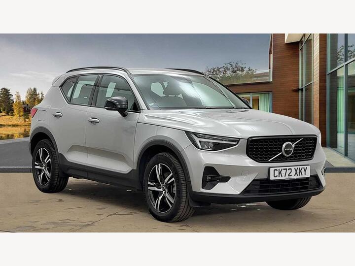 Volvo XC40 2.0 B4 MHEV Plus DCT Auto AWD Euro 6 (s/s) 5dr