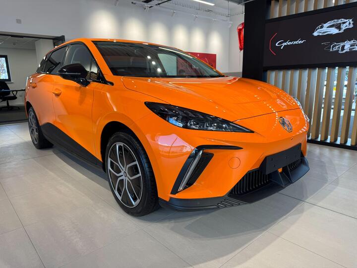 MG MG4 64kWh Trophy Long Range Auto 5dr