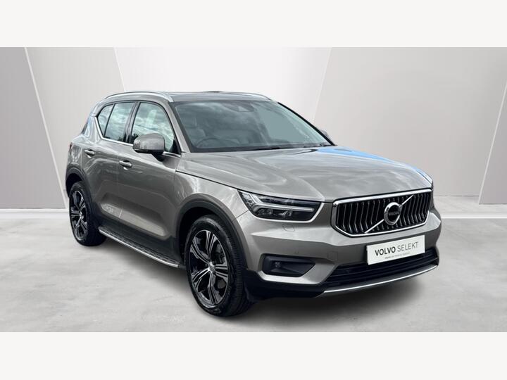 Volvo XC40 2.0 B4 MHEV Inscription Pro Auto Euro 6 (s/s) 5dr
