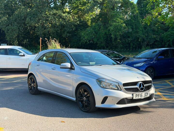 Mercedes-Benz A Class 2.1 A200d Sport (Executive) Euro 6 (s/s) 5dr