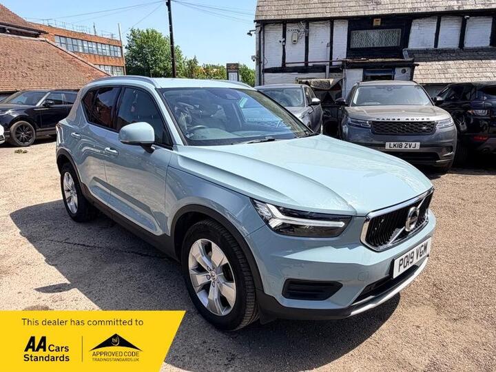 Volvo XC40 2.0 D3 Momentum Auto AWD Euro 6 (s/s) 5dr