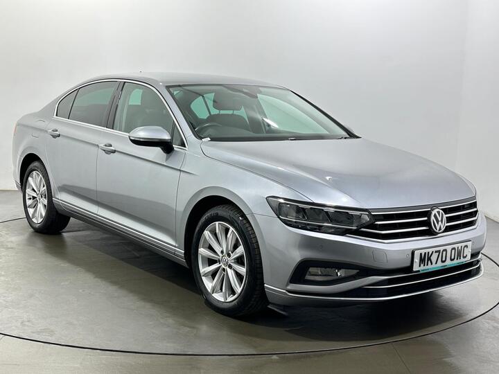 Volkswagen Passat 2.0 TDI EVO SEL Euro 6 (s/s) 4dr