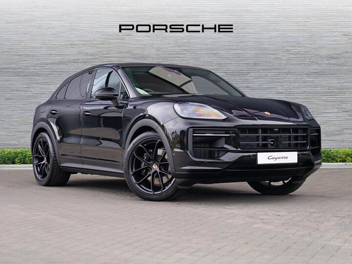 Porsche Cayenne 3.0 V6 E-Hybrid 25.9kWh Black Edition TiptronicS 4WD Euro 6 (s/s) 5dr