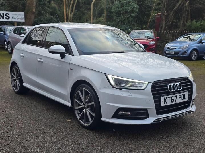 Audi A1 1.4 TFSI CoD Black Edition Sportback S Tronic Euro 6 (s/s) 5dr (Nav)