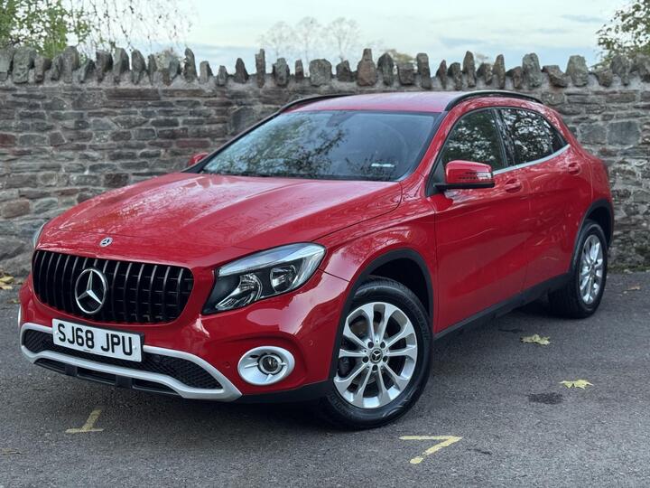 Mercedes-Benz GLA 1.6 GLA200 SE (Executive) Euro 6 (s/s) 5dr