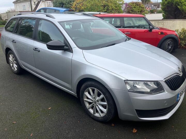Skoda Octavia 1.6 TDI S Euro 5 (s/s) 5dr