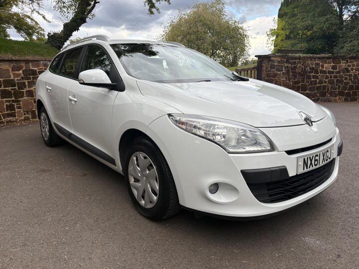 Renault MEGANE 1.5 DCi Expression Sport Tourer Euro 5 5dr