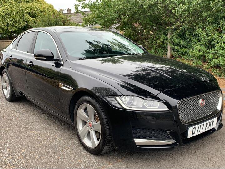 Jaguar XF 2.0d Portfolio Auto Euro 6 (s/s) 4dr