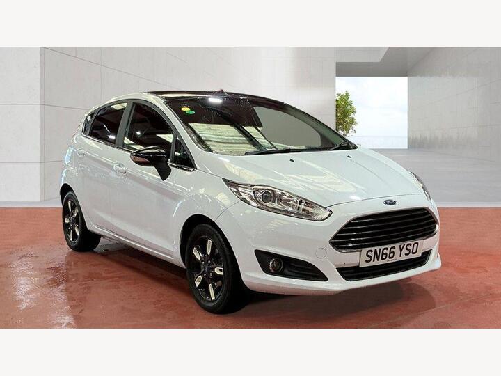 Ford Fiesta 1.0T EcoBoost Zetec White Edition Euro 6 (s/s) 5dr