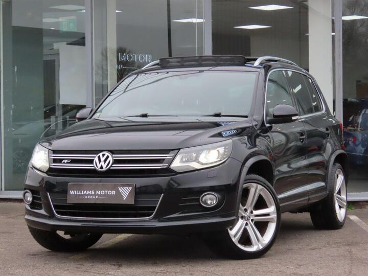 Volkswagen TIGUAN 2.0 TDI BlueMotion Tech R-Line DSG 4WD Euro 5 (s/s) 5dr (Nav)