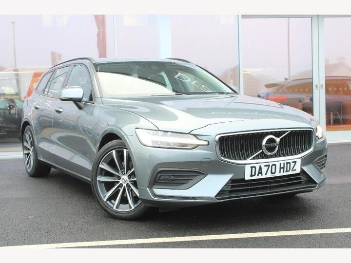 Volvo V60 2.0 B3 MHEV Momentum Auto Euro 6 (s/s) 5dr