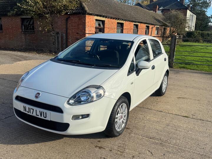 Fiat Punto 1.2 Pop + Euro 6 5dr
