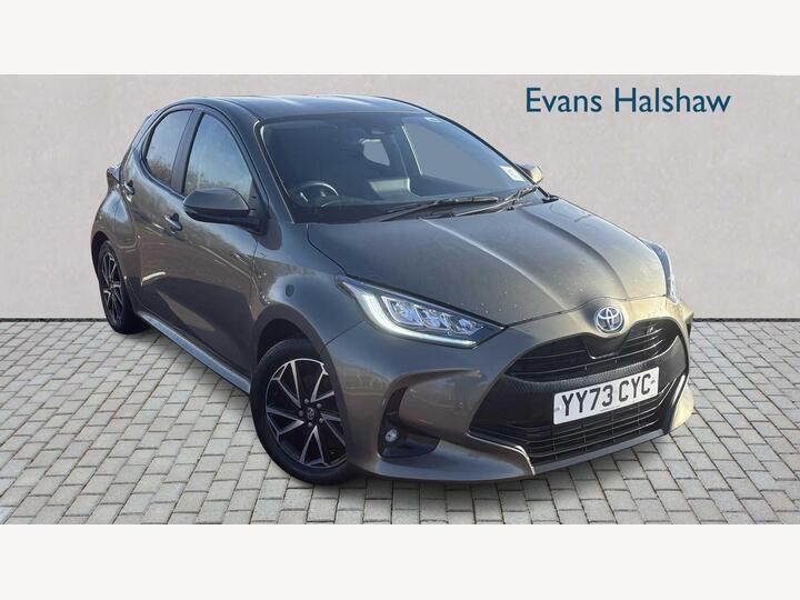 Toyota YARIS HATCHBACK 1.5 VVT-h Design E-CVT Euro 6 (s/s) 5dr