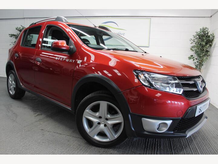 Dacia Sandero Stepway 0.9 TCe Laureate Euro 5 5dr Dacia Sandero Stepway 0.9 TCe Laureate Euro 5 5dr