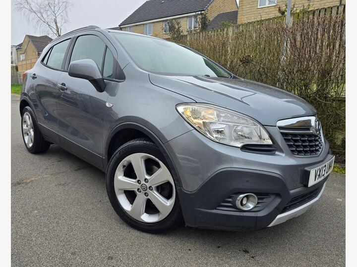 Vauxhall Mokka 1.7 CDTi Exclusiv 2WD Euro 5 (s/s) 5dr Vauxhall Mokka 1.7 CDTi Exclusiv 2WD Euro 5 (s/s) 5dr
