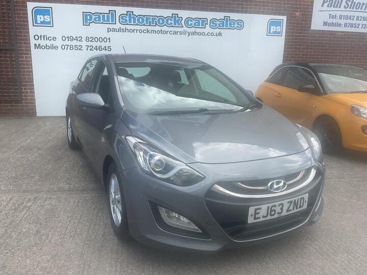 Hyundai I30 DIESEL HATCHBACK 1.6 CRDi Blue Drive Active Euro 5 (s/s) 5dr