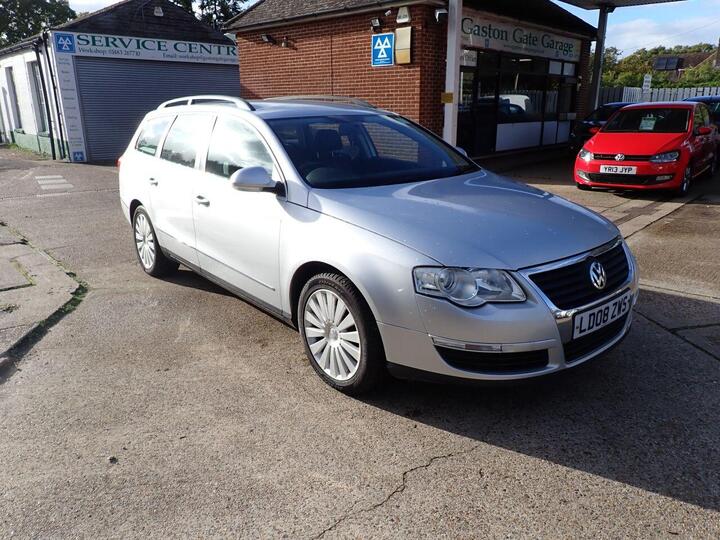 Volkswagen PASSAT 1.9 TDI Highline Euro 4 5dr
