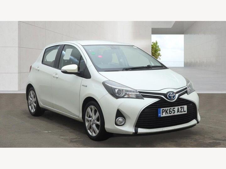 Toyota Yaris 1.5 VVT-h Excel E-CVT Euro 6 5dr (15in Alloy)